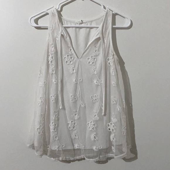 Maurices Tops - ❄️ Maurices Tank Top, Size M